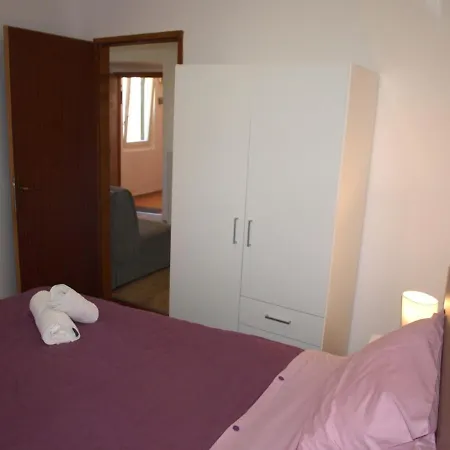 Monte Apartment *